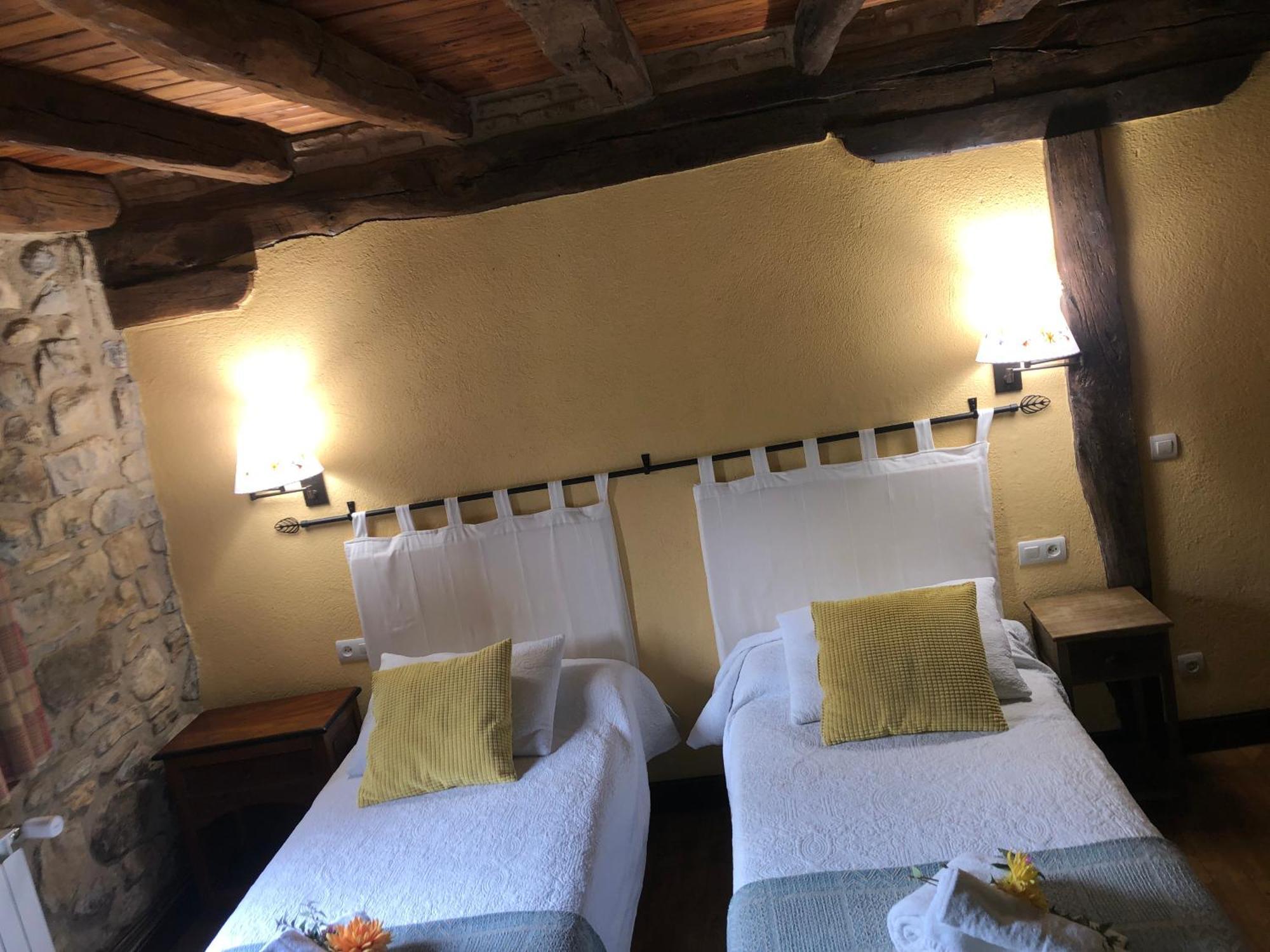 Aristieta Guest House Ajangiz Ngoại thất bức ảnh